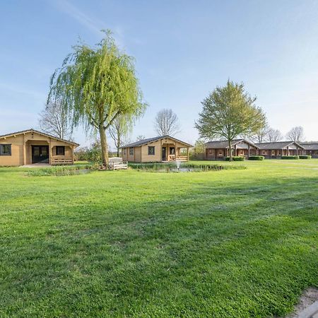 Vakantie-Oord "De Hulsdonken" Bergeijk Dış mekan fotoğraf